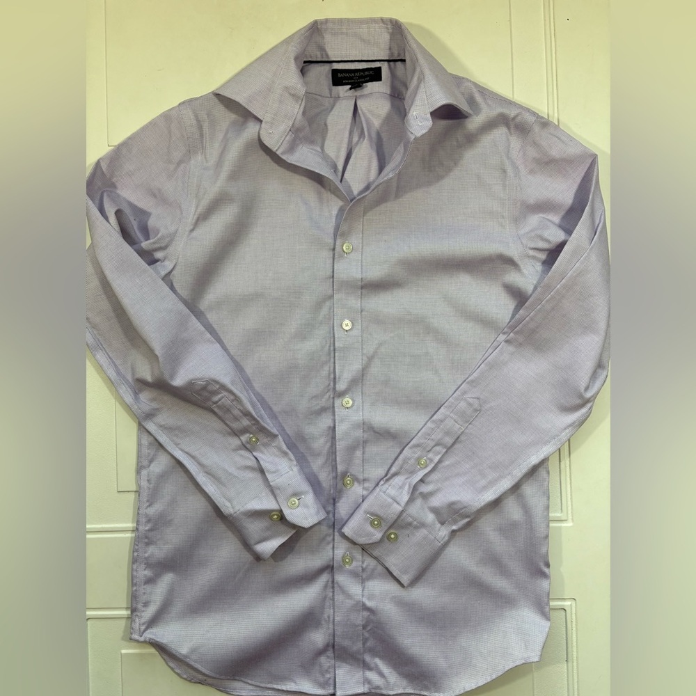 Banana Republic Men’s Classic Fit Button Down Shirt Light Purple Size XS - Picture 1 of 5